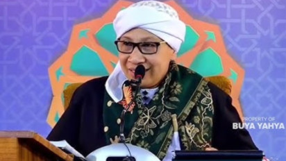 Sudah Ada Orang Duduk di Masjid, Lalu Diusir karena Ada Pejabat Hukumnya Bagaimana? Hati-hati, Buya Yahya Bilang Itu Shaf Shalat Itu...