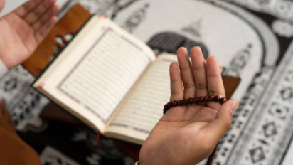 Ketika Akan Tidur, Ustaz Adi Hidayat Sarankan Jangan Tinggalkan Doa Ini: Jauhkan Diri dari Kefakiran