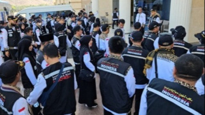 DPR RI Ungkap Banyak Petugas Haji Indonesia Merokok Sembarangan saat Bertugas