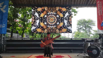 Soroti Isu Krisis Iklim, Trend Asia Corner Kampanyekan di Festival Rock Solo