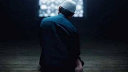 Lebih Afdhol Mana? Shalat Tahajud atau Shalat Hajat Dulu? Ustaz Abdul Somad Sarankan...