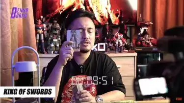 Denny Darko terawang Fuji menikah muda