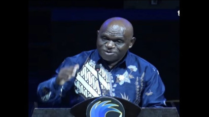 Natalius Pigai Tegaskan Koruptor Masuk Kategori Pelanggar HAM, Ini Alasannya