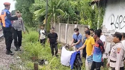 Nekad Terobos Palang Pintu, Pengendara Sepeda Motor di Brebes Tewas Tertabrak Kereta Api
