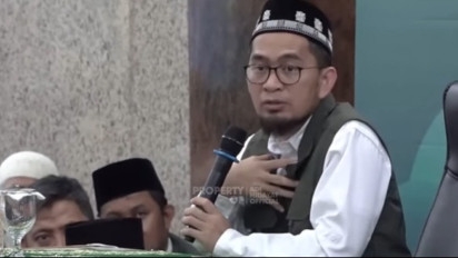 Jangan Sembarangan Ambil Buah yang Mateng dari Pohon Tetangga, Meski Dahannya Masuk Rumah Kata Ustaz Adi Hidayat...