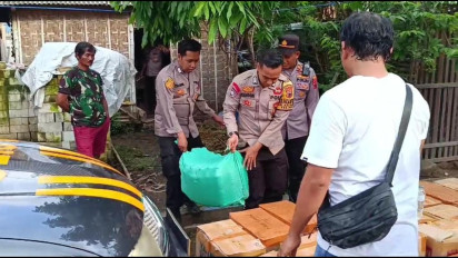 Razia Miras Jelang Nataru, Polisi di Pati Amankan Ribuan Botol Miras Disimpan di Kandang Kambing