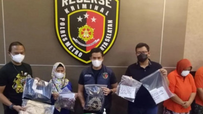 Wanita Diduga Dihipnotis hingga Rugi Ratusan Juta di Depok, Tanpa Sadar Berikan Emas ke Orang Lain