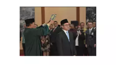 Presiden RI Prabowo Subianto mengangkat Dr. Muhammad Taufiq, DEA, sebagai Kepala LAN.