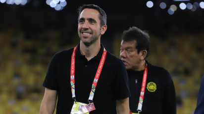 Reaksi Tak Percaya Eks Pelatih Barcelona Lihat Malaysia Tersingkir di Piala AFF 2024: Sangat Sedih Berakhir Seperti Ini