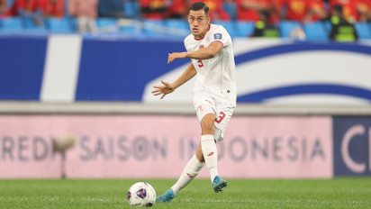 Jay Idzes Kenang Kakek yang Meninggal Bulan Lalu dan Sempat Dibesarkan di Panti Asuhan Indonesia, Begini Kisah Mengharukannya