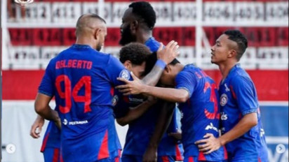 Hasil Liga 1 2024-2025: Berbalas Gol, Arema FC Kalahkan PSBS Biak 3-2