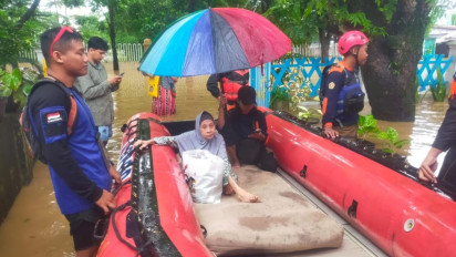 Hadapi Cuaca Ekstrem, BPBD Sulsel Siagakan Bantuan Bufferstok di Lokasi Bencana