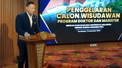 Menko IPK AHY Raih Penghargaan Wisudawan Terbaik Program Doktoral Universitas Airlangga