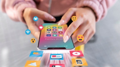 Ruang Panas Perdebatan di Kolom Komentar