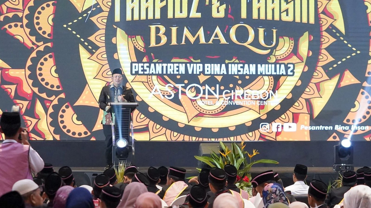 Cucun Ahmad Syamsurijal Apresiasi Adanya Inovasi Pesantren Modern
            - galeri foto