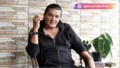 Artis Indonesia Ini Akui Jadi Mualaf Dibimbing Tokoh Agama Buya Hamka: Masuk Islam Harus Hati dan Jasmani Bersih