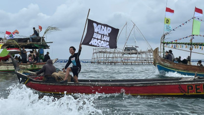 Ratusan Perahu Meriahkan Festival Dadap Vol 4, Warga Tegaskan: Dadap Bukan Lahan Kosong!