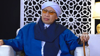 Hukum Muslim Mengucapkan Selamat Hari Natal ke Umat Kristen, Saklek Tidak Boleh? Buya Yahya Bilang…