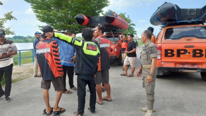 Tim SAR Gabungan Diterjunkan Cari Nelayan Tenggelam di Bengawan Solo Usai Perahu Terbalik