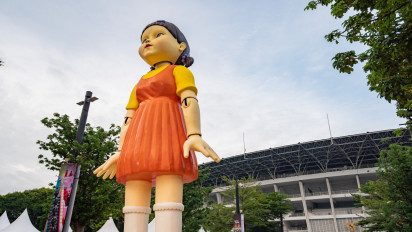 Netflix Adakan Tantangan Squid Game: Red Light Green Light di Gelora Bung Karno