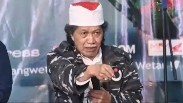 Cak Nun jelaskan hukum umat Islam memberi ucapan selamat hari Natal