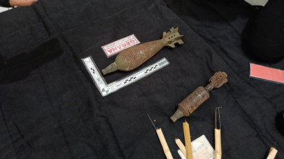 Warga Cipete Geger Temuan Benda Diduga Mortir, Polisi Lakukan Pemeriksaan