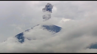 Gunung Semeru Erupsi, Semburkan Kolom Abu 1.500 Meter, Warga dan Penambang Diimbau Waspada