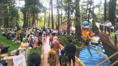 Sensasi Wisata Air di Hutan Pinus Jadi Pilihan Libur Nataru di Kudus