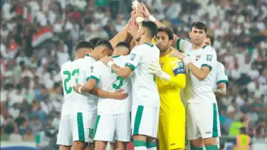 Timnas Irak didukung para suporter Timnas Indonesia untuk mengalahkan Arab Saudi