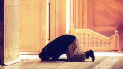 Mana yang Lebih Baik Dilakukan? Shalat Tahajud Dulu Apa Shalat Hajat Dulu, Ternyata Kata Ustaz Abdul Somad yang Benar Itu…