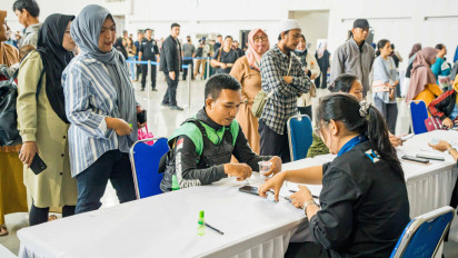 PGI Bagi-bagi 8.000 Gram Emas untuk Nasabah di 6 Kota Besar Indonesia