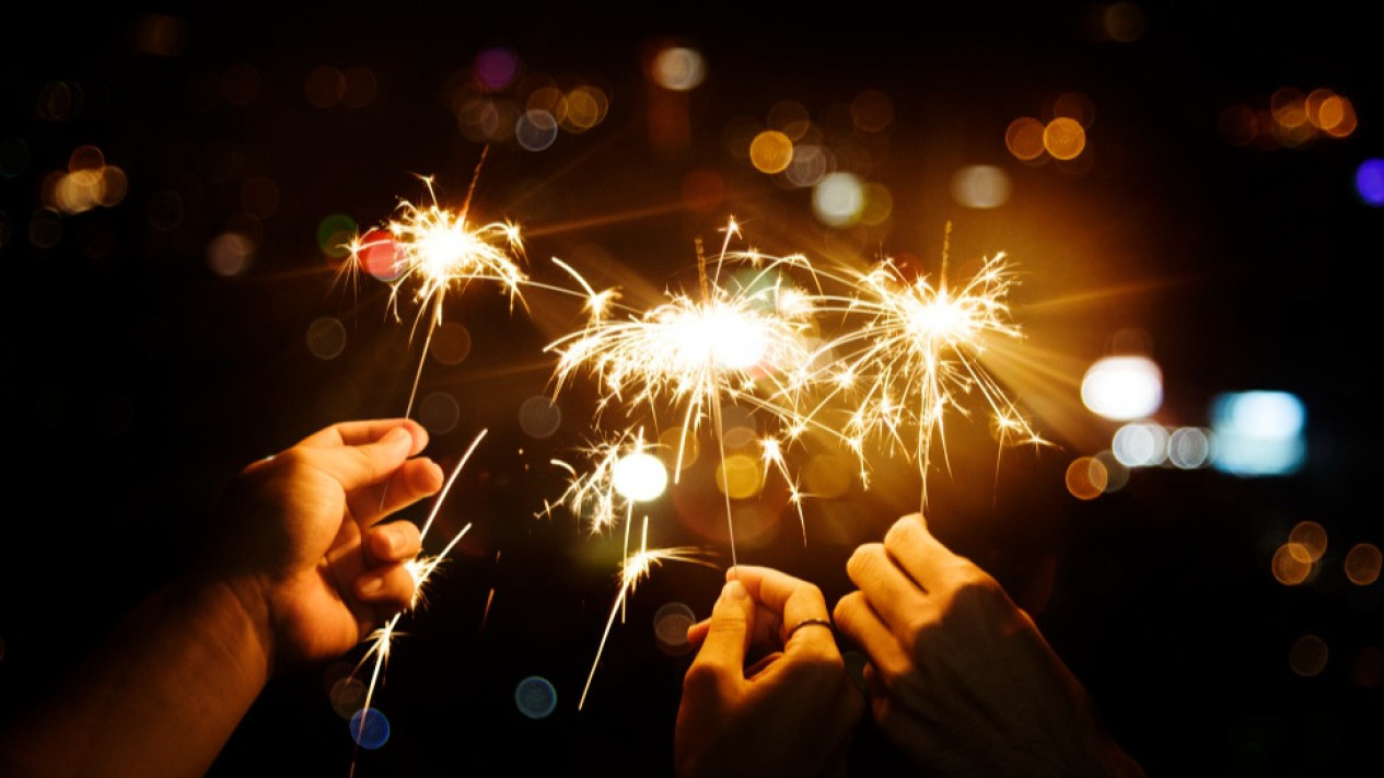 Teks Khutbah Jumat Tentang Pergantian Tahun Baru,  Mengingat Umur dan Waktu
            - galeri foto