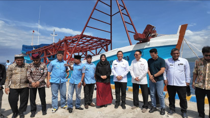 Hore, Nelayan Banyuwangi Dapat 2 Kapal Ikan dari Kementerian Kelautan dan Perikanan