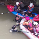 Remaja Ditemukan Tewas Usai Dua Hari Hilang Hanyut di Sungai Ciliwung
