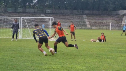 Jelang Lawan Persela Lamongan, Tim Gresik United terus Genjot Fisik Pemain