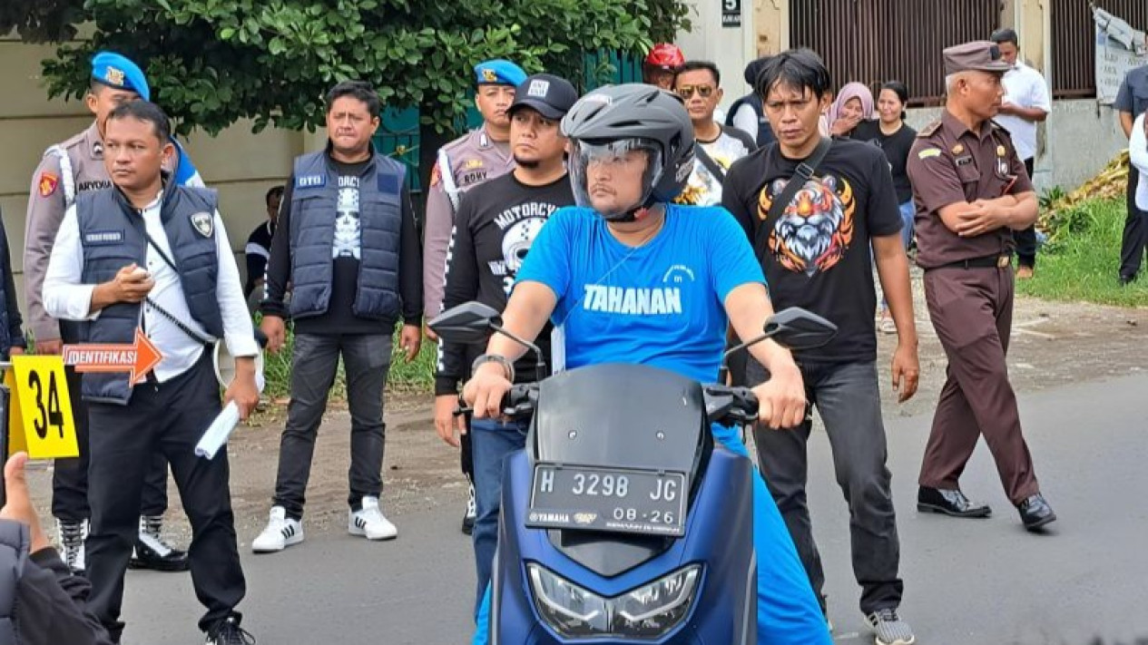 Gelar Rekonstruksi Penembakan Gamma Siswa SMKN 4 Semarang, Aipda Robig Peragakan 44 Adegan, Ada Empat Kali Tembakan
            - galeri foto