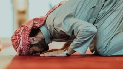 Meski Nanti Kesiangan Jangan Pernah Tinggalkan Shalat Qabliyah Subuh, UAH: Dicontohkan Nabi dan Para Sahabat