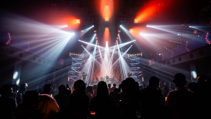 Penyanyi Nabila Gomes dan Veni Nur Tampil Memukau Bawa Lagu Dangdut Koplo