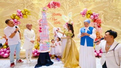 Di Depan Banyak Rekan Artis, Penyanyi Novi Rizki Ungkap Rencana Besar Awal Tahun 2025