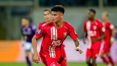 Bursa Transfer: Mees Hilgers Konfirmasi Pilih Bertahan di FC Twente usai Pemain Timnas Indonesia Itu Diminati Klub Italia hingga Spanyol