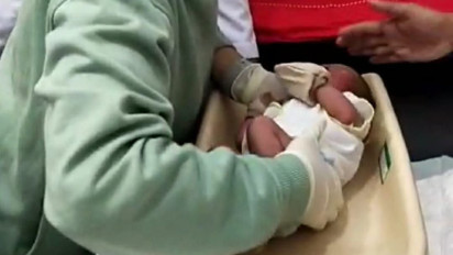 Heboh, Bayi Laki-laki Ditemukan di Area Persawahan di Jember