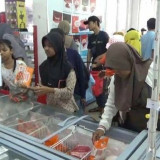 Permintaan Frozen Food Meningkat Drastis Jelang Tahun Baru di Jombang