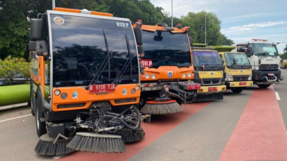 DLH Jakarta Bersihkan 132 Ton Sampah Selama Malam Pergantian Tahun