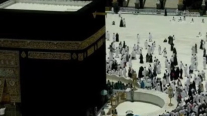 Punya Utang Tapi Pergi Umrah? Ustaz Abdul Somad Katakan Boleh Saja, Asalkan…