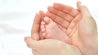 Ingin Punya Keturunan di Tahun 2025, Amalkan Doa Nabi Zakaria Berikut Ini