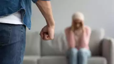 Ilustrasi marah kepada istri