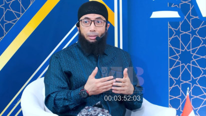 Setelah Shalat Tahajud Baca Surat ini Upaya Langsung Getarkan Rezeki Tak Terhingga, Ustaz Khalid Basalamah Sebut...