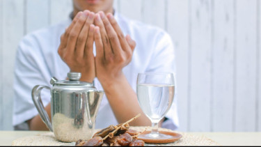 Aturan Qadha Puasa, Ini Golongan yang Harus Bayar Fidyah