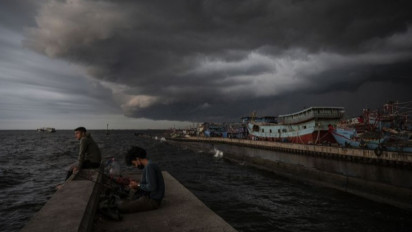 Mayat Pria Ditemukan Mengambang Oleh Nelayan di Pelabuhan Muara Baru Jakut, Begini Kondisi Jasadnya