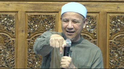 Apa Boleh Menabur Bunga dan Membaca Yasin saat Ziarah? Ternyata Kata Habib Novel Alaydrus Hal Tersebut...